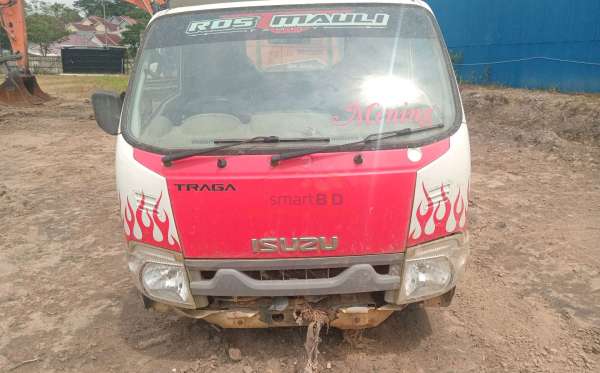 ISUZU PU