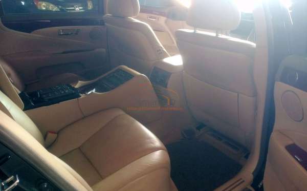 LEXUS LS 460L