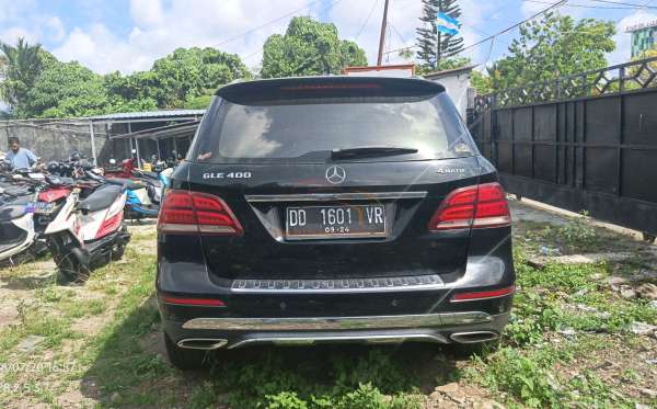 MERCEDES BENZ GLE 400