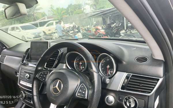 MERCEDES BENZ GLE 400