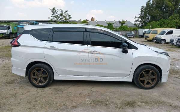 MITSUBISHI XPANDER 1.5L EXCEED
