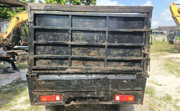 SUZUKI  CARRY  PU