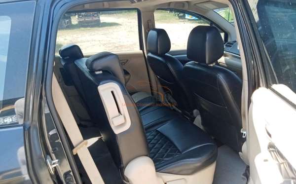SUZUKI ERTIGA