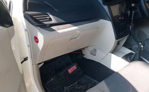 TOYOTA  AVANZA  1.3 G