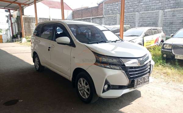 TOYOTA  AVANZA  1.3 G