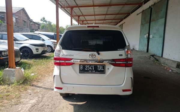 TOYOTA  AVANZA  1.3 G
