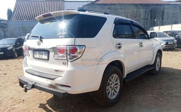 TOYOTA FORTUNER G 2.5