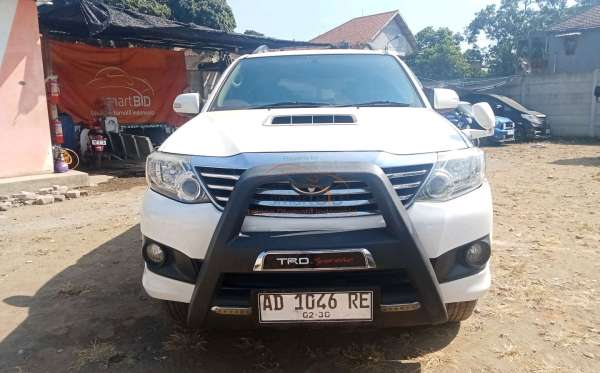 TOYOTA FORTUNER G 2.5