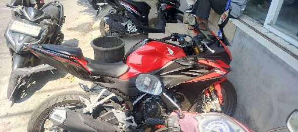 HONDA CBR 150