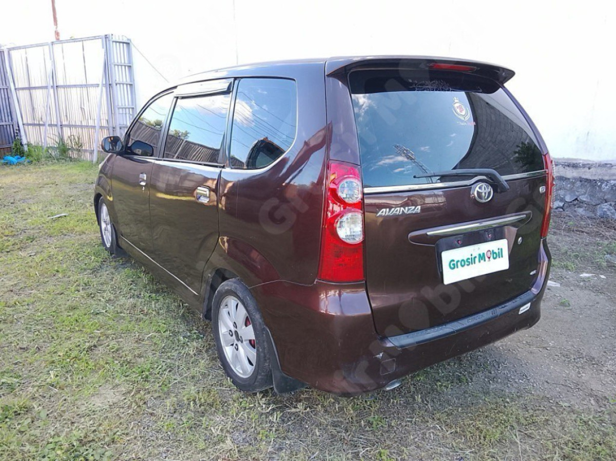TOYOTA  AVANZA  1.3 G