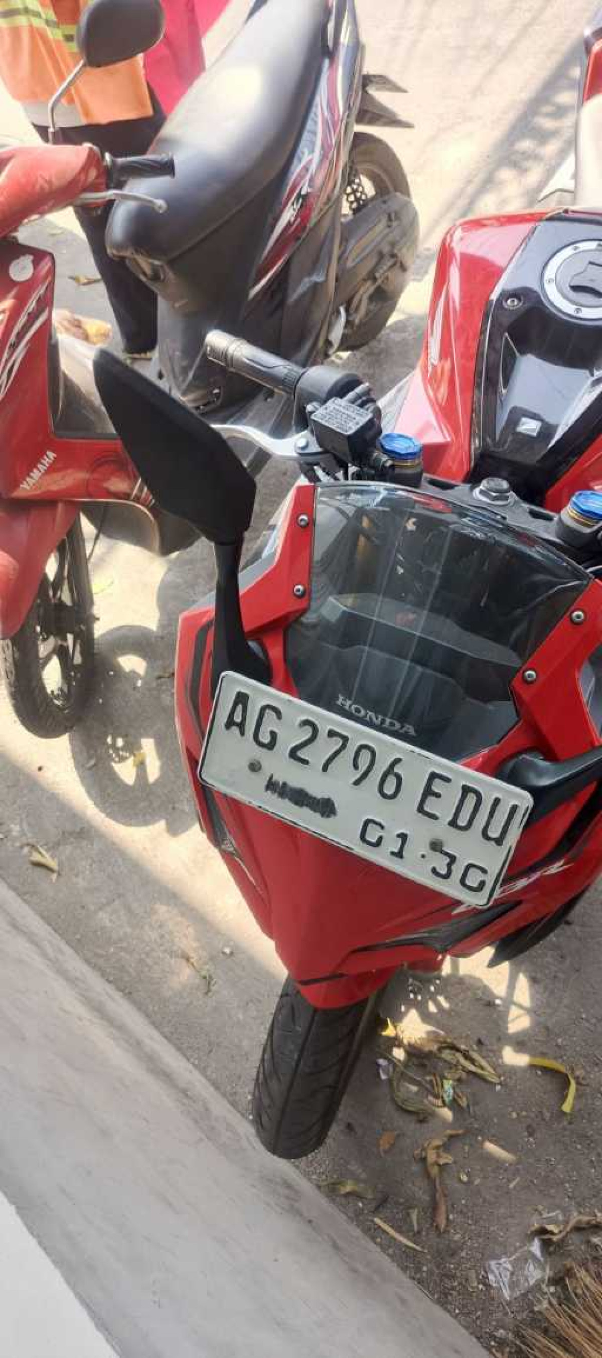 HONDA CBR 150