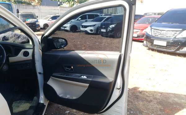 DAIHATSU SIGRA