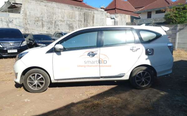 DAIHATSU SIGRA