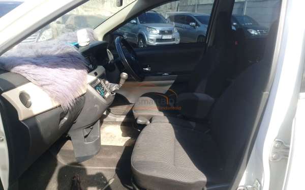 DAIHATSU SIGRA