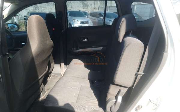 DAIHATSU SIGRA