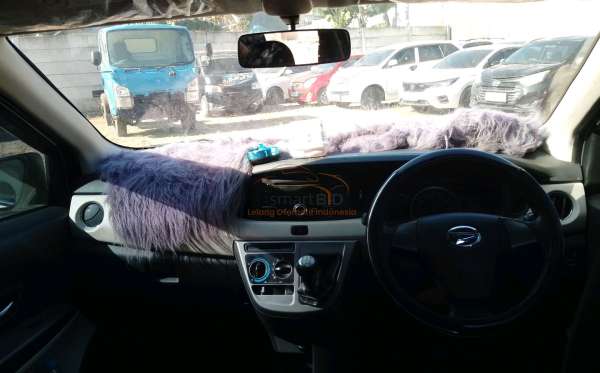 DAIHATSU SIGRA