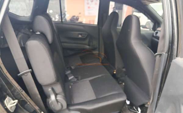DAIHATSU SIGRA