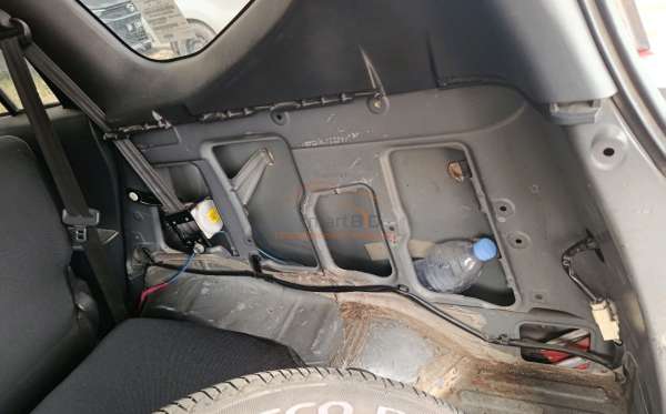 DAIHATSU SIGRA
