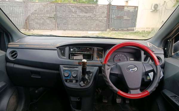 DAIHATSU SIGRA