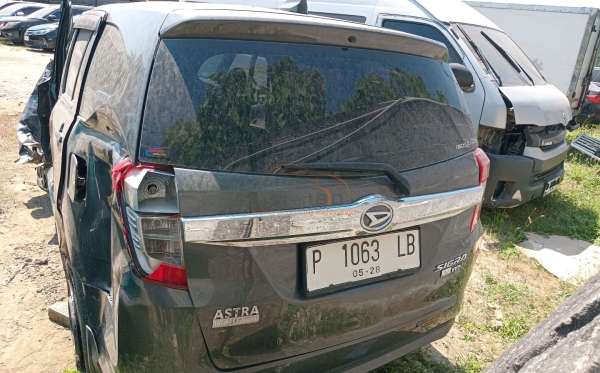DAIHATSU SIGRA M