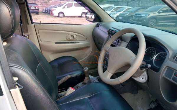 DAIHATSU  XENIA