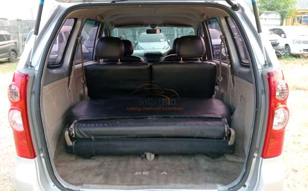 DAIHATSU  XENIA