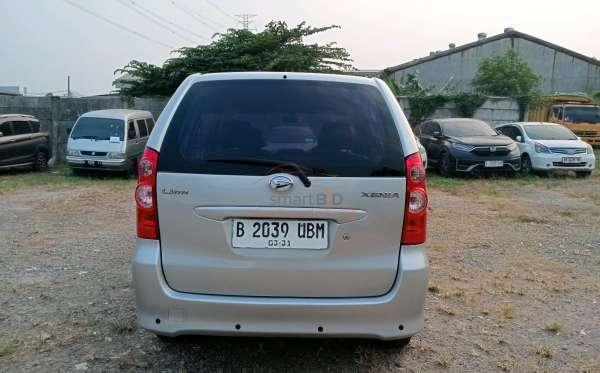 DAIHATSU  XENIA