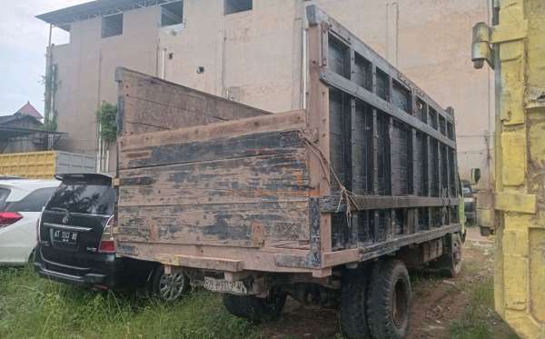 HINO 342R