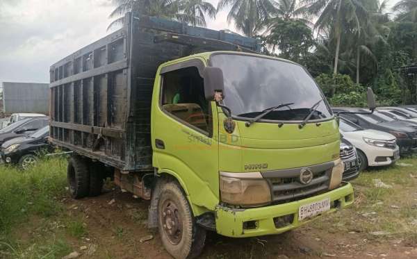 HINO 342R