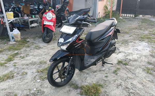 HONDA  BEAT
