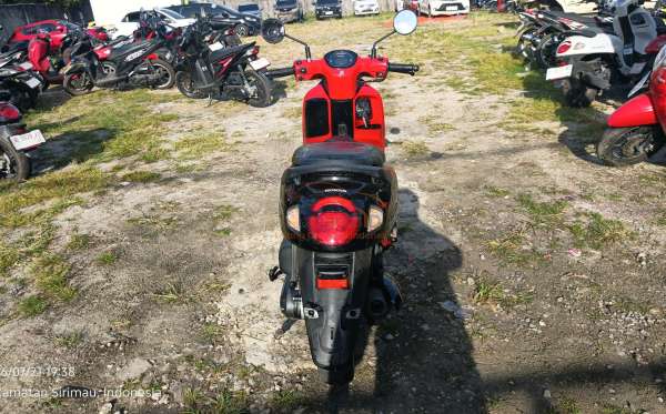 HONDA  SCOOPY