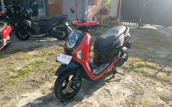 HONDA  SCOOPY