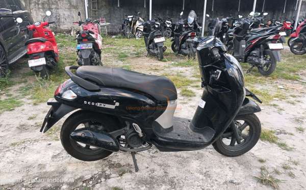 HONDA  SCOOPY