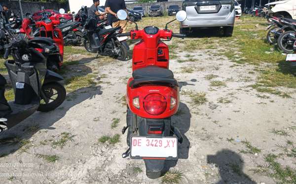 HONDA  SCOOPY
