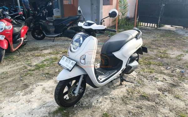 HONDA  SCOOPY