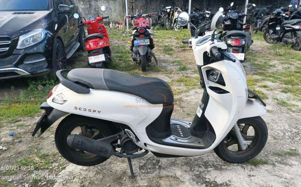 HONDA  SCOOPY
