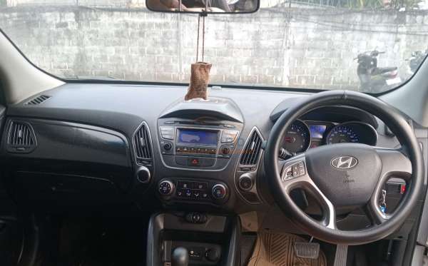 HYUNDAI TUCSON 2.0 2WD