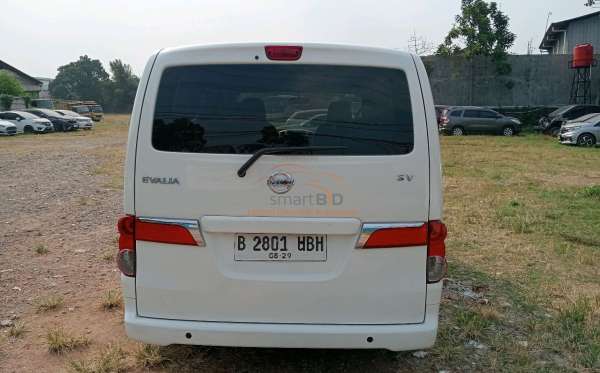 NISSAN EVALIA 1.5