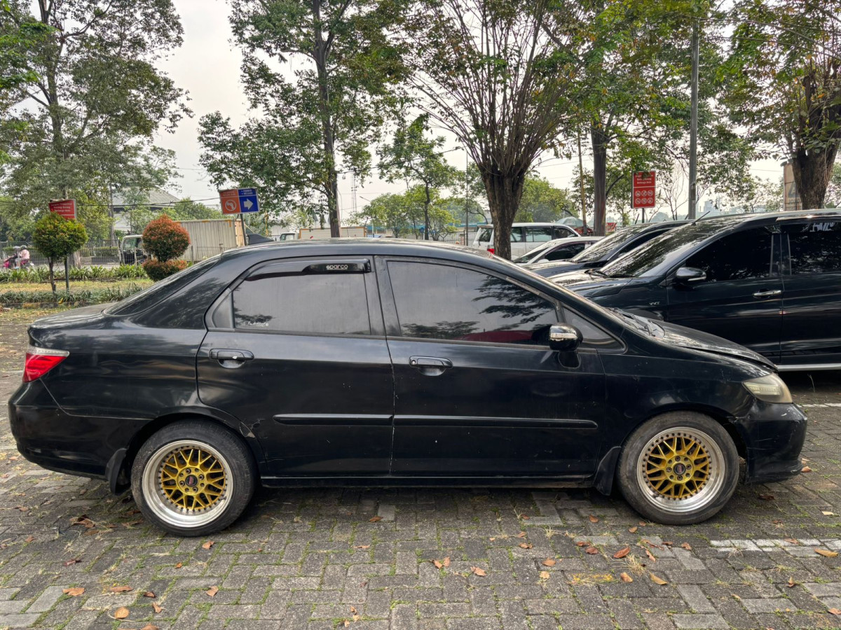 HONDA  CITY  GD8 1.5 VTI