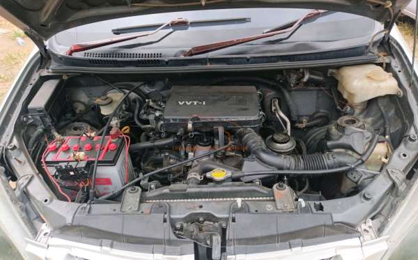 TOYOTA AVANZA