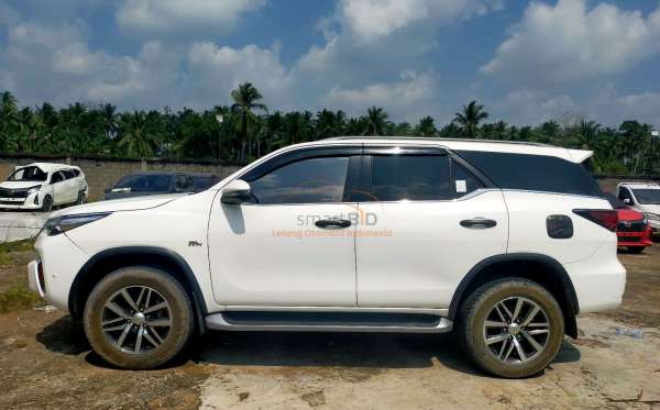 TOYOTA FORTUNER 2.7 SRZ