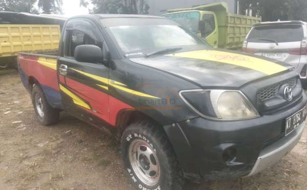 TOYOTA HILUX PICK UP