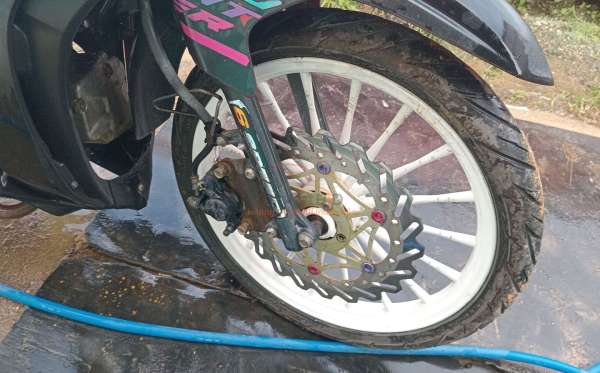 YAMAHA JUPITER Z1