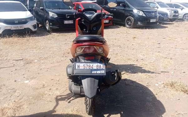 YAMAHA LEXI