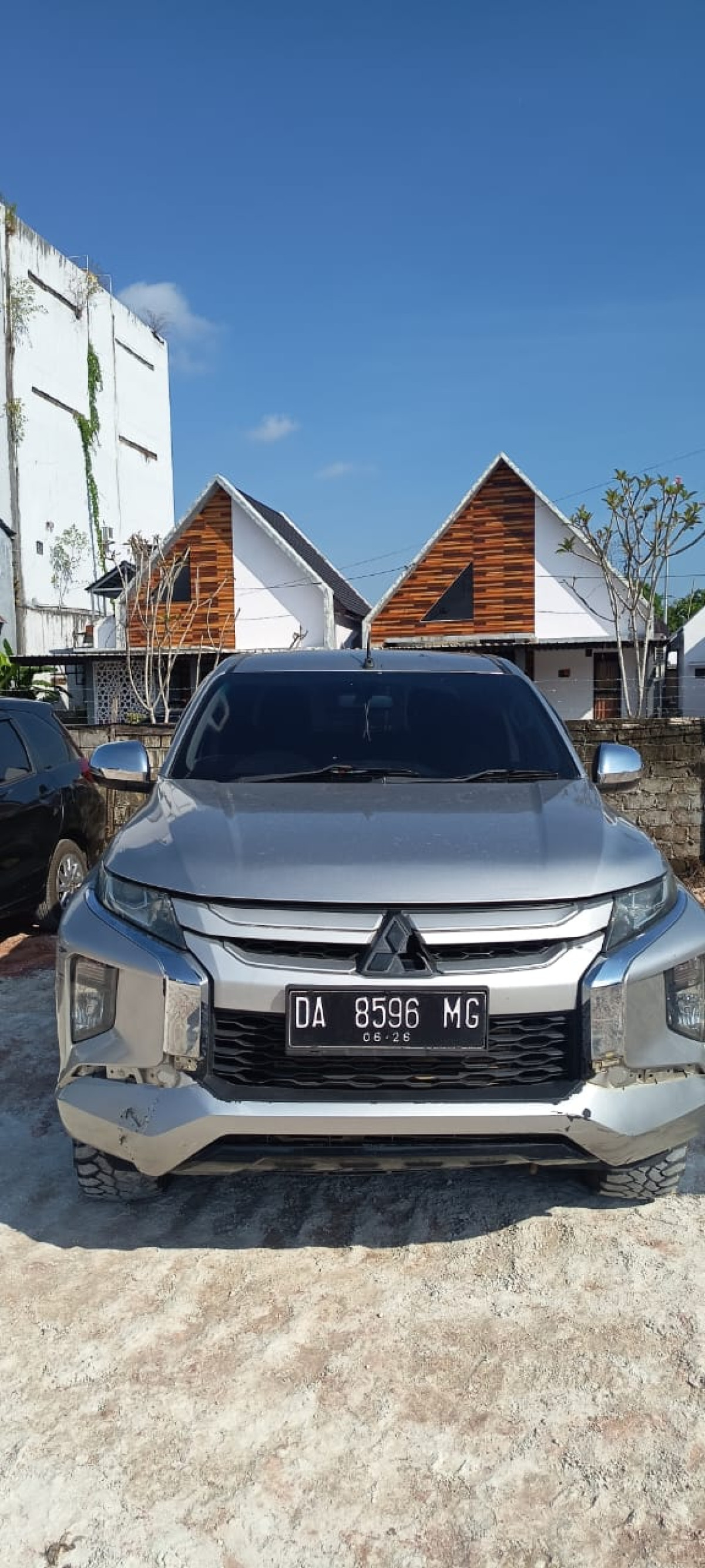 MITSUBISHI  TRITON DC