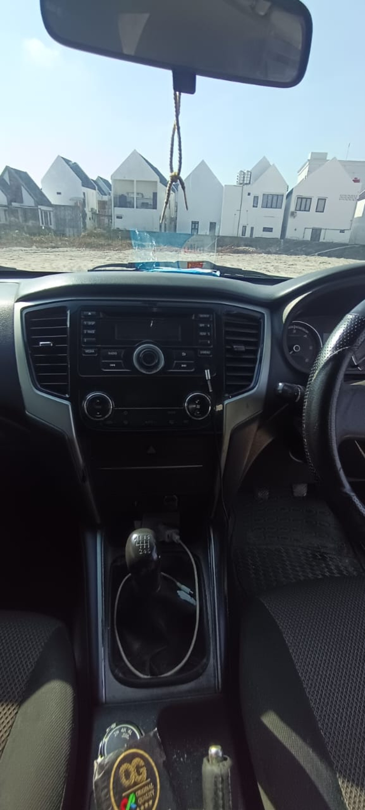 MITSUBISHI  TRITON DC