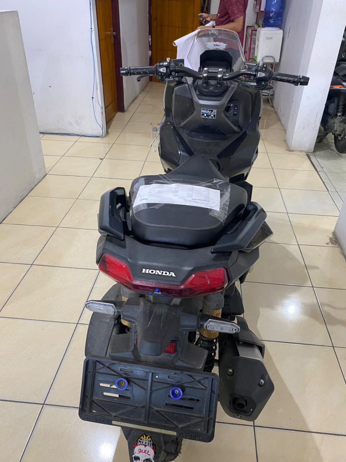 HONDA ADV