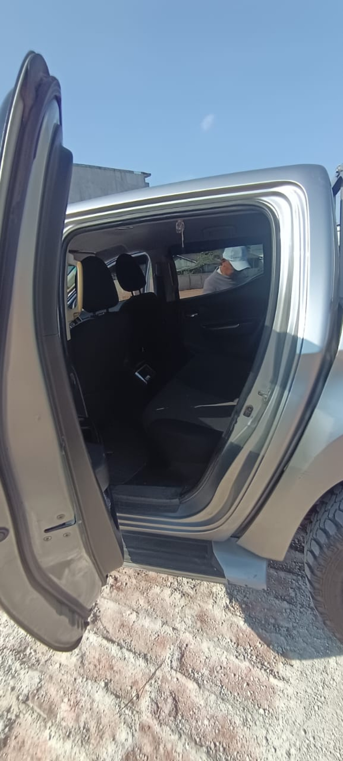 MITSUBISHI  TRITON DC