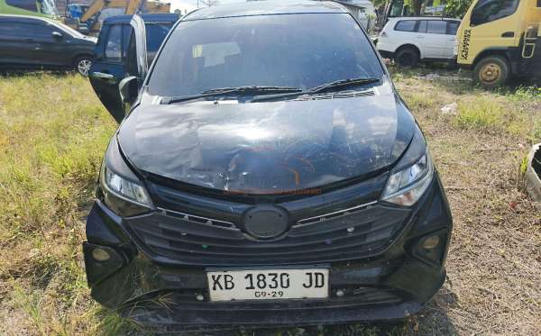 DAIHATSU SIGRA R