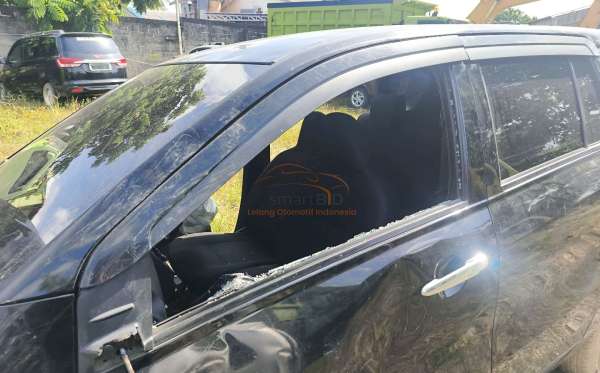 DAIHATSU SIGRA R